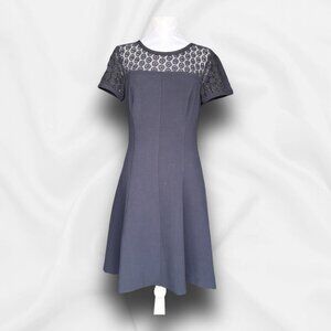 Ann Taylor Black Lace-Yoke Fit & Flare Dress Size 6 | Short Sleeve, Keyhole Back